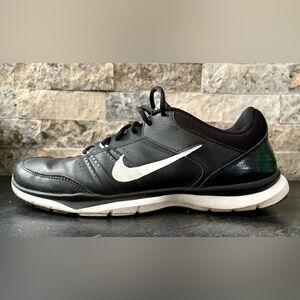 Women’s Size 11 Nike Training Core Flex Black and White Athletic Shoes
